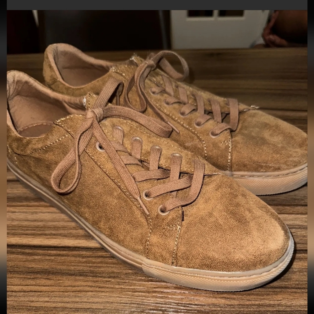 Banana Republic Brown Suede Sneakers